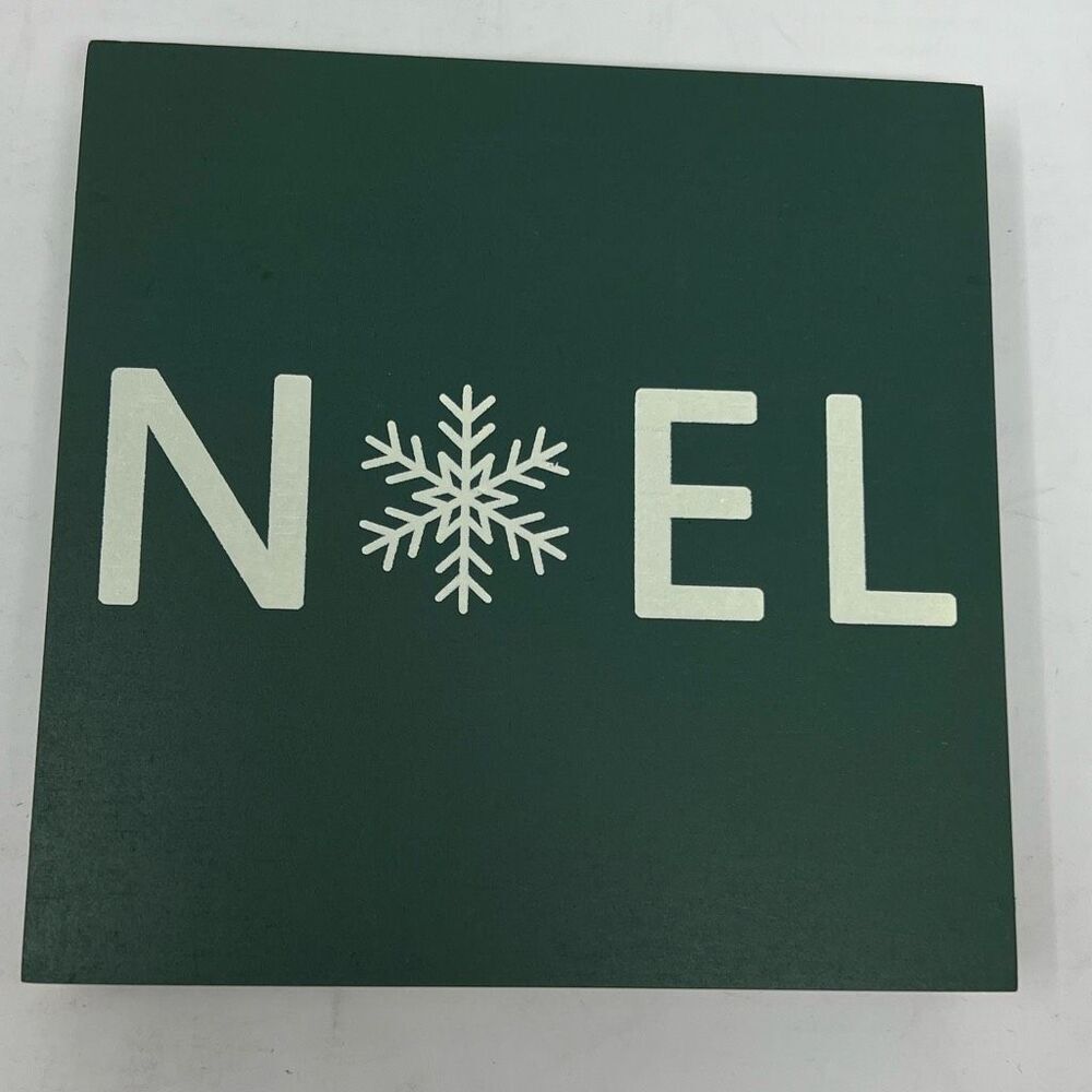 NOEL Green Wood Holiday Sign Tabletop Decor Snowflake NWT Christmas Shelf Tray‎